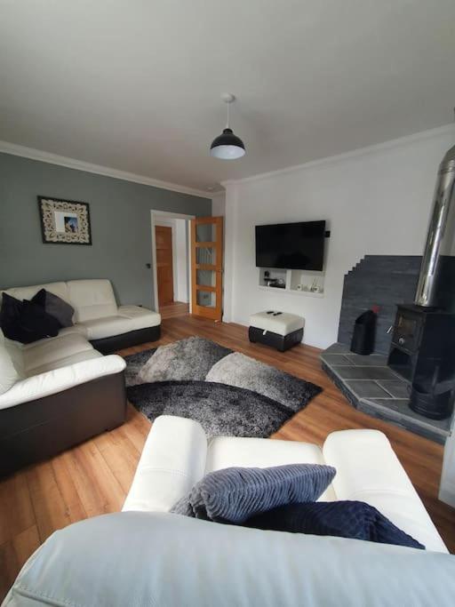 Fort William Lovely Flat Central Location 外观 照片